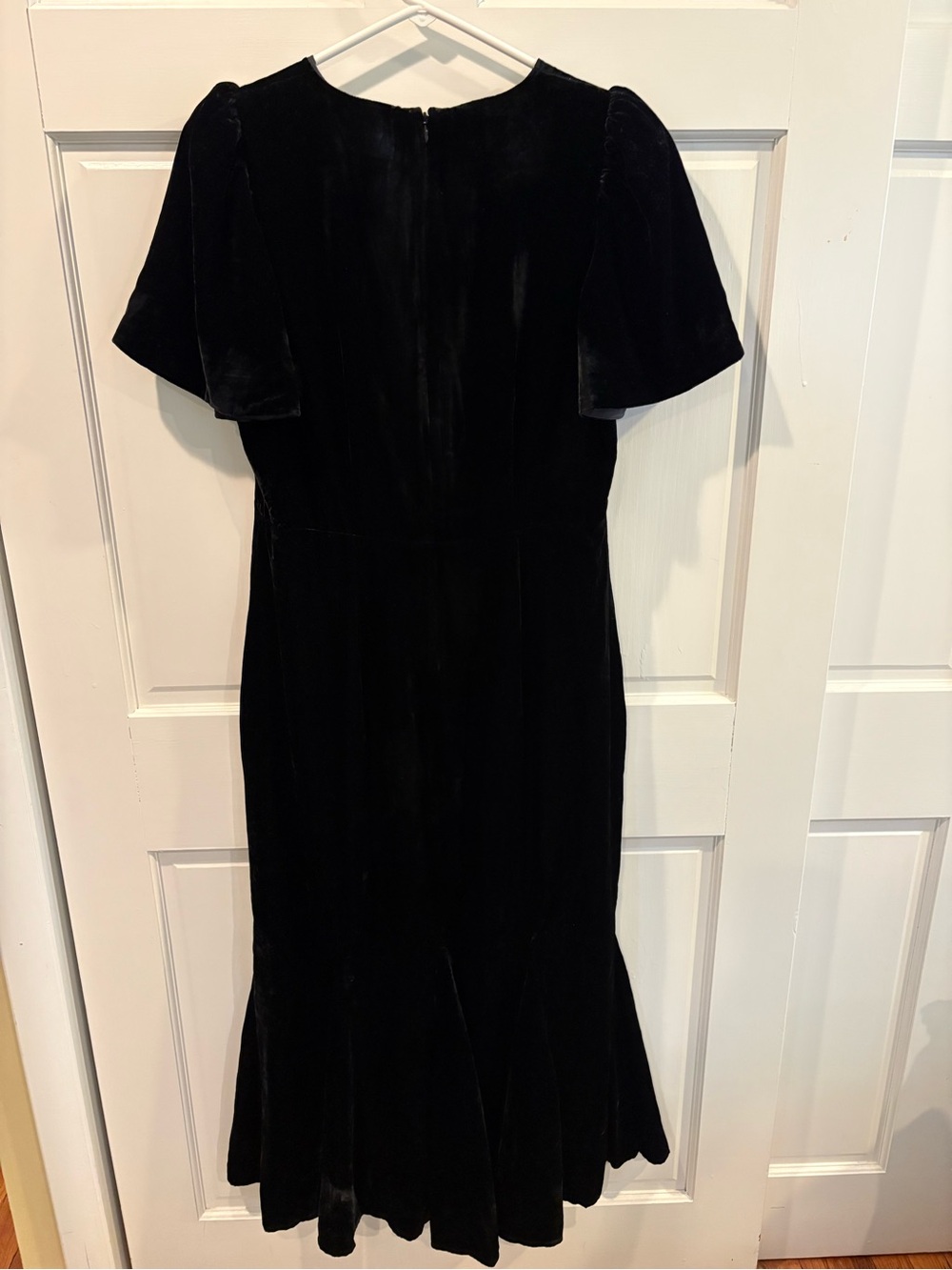 RHODE Black Velvet Midi Dress Size 10 Flutter Sleeve Elegant dress - Picture 7 of 8